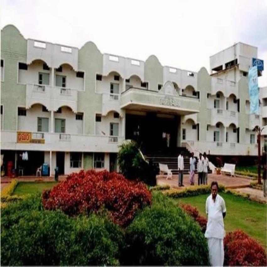 Hotel Ganga Sadan Near Sri Mallikarjuna Swamy Temple